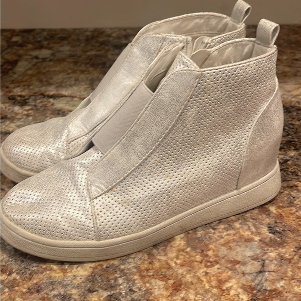 Girls Mia Wedge Silver Boot